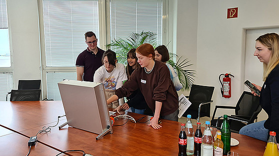 [Translate to Français:] Die Gruppe der Teilnehmerinnen beim Girls'Day 2023