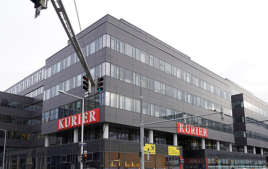 Der Büropark space2move an der Muthgasse 24-34 in Wien wurde mit dem LEED-Zertifikat in Gold für seine nachhaltige Niedrigenergie-Bauweise ausgezeichnet. Die Gebäudeautomation von Kieback&Peter trägt dazu bei.