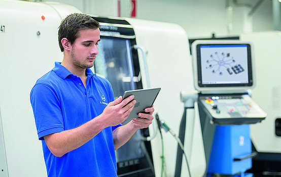 Kieback&Peter used artificial intelligence to streamline the existing building automation system at Maschinenfabrik Reinhausen GmbH and achieve maximum energy efficiency.